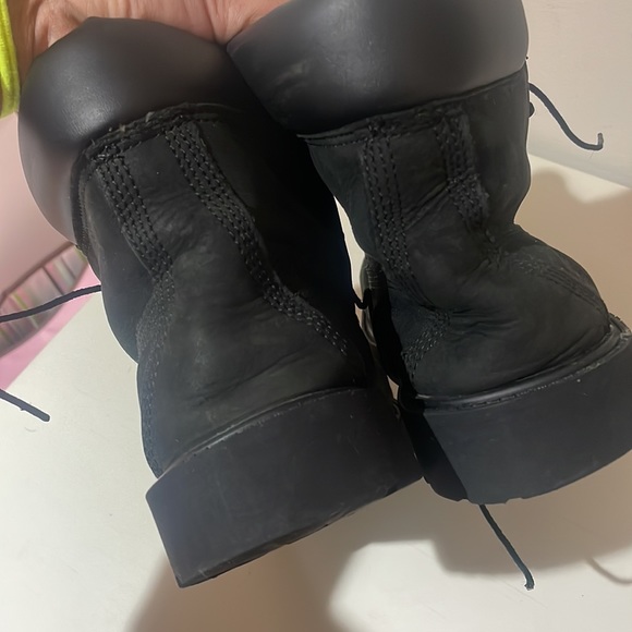 Boots - Picture 6 of 6